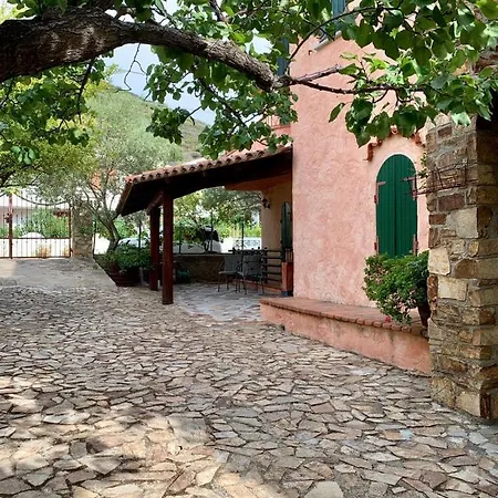 Villa Le Ginestre *