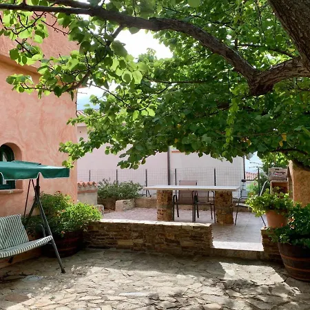 Villa Le Ginestre * La Caletta