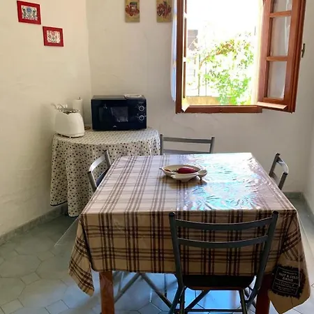 Le Ginestre Сasa de vacaciones